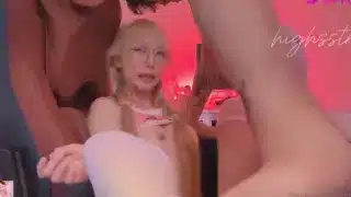 คลิปหลุด OnlyFans highsstn น้องฮาย สาวสวยหุ่นเอ็กซ์ ขึ้นขย่มควยแฟนหนุ่มคาเก้าอี้ โดนเขี่ยเม็ด