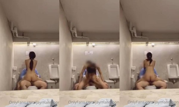 คลิปหลุด Onlyfans Jaymanmoon สาวเงี่ยนจัดชวนมาเย็ดห้องน้ำสาธาณะขึ้นขย่มควยแล้วจับเย็ดหีไม่ยั้งลีลาโครตเด็ด
